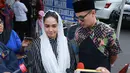 Kabar duka setelah meninggalnya Julia Perez itu membuat Ussy Sulistyawati mengaku kaget dengan berita duka tersebut. Bahkan, sempat tidak percaya saat mendapat telpon tentang kematian Ferry. (Adrian Putra/Bintang.com)