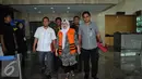 Mantan Menteri Kesehatan, Siti Fadilah Supari usai diperiksa di Gedung KPK, Jakarta, Rabu (16/11). Siti dimintai keterangan karena diduga menerima gratifikasi berupa Mandiri Traveller's Cheque (MTC) senilai Rp1,275 miliar. (Liputan6.com/Helmi Afandi)