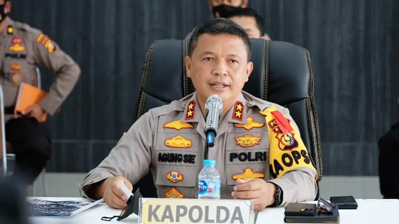Kepala Polda Riau Irjen Agung Setya Imam Effendi.