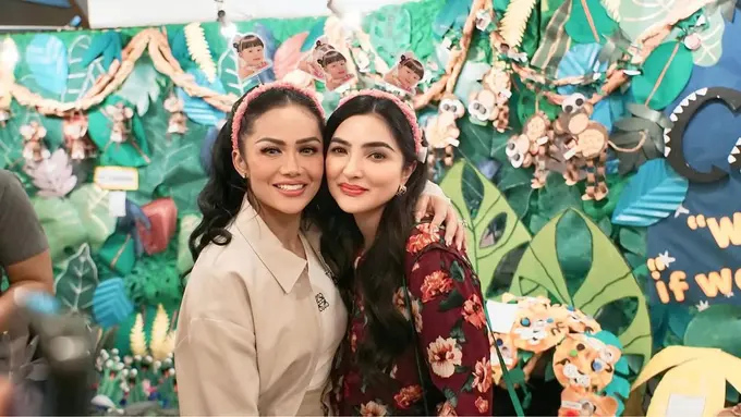 Gaya Kompak Kris Dayanti dan Ashanty Dampingi Sang Cucu, Ameena di Konser Sekolah