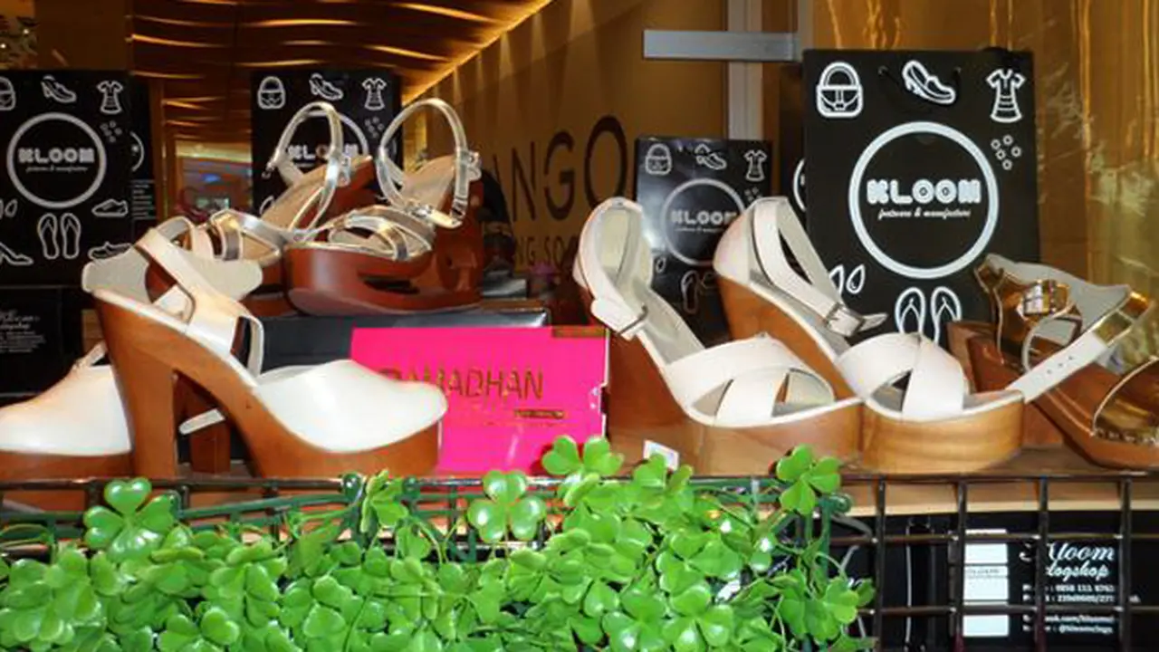 Kloom Clogs