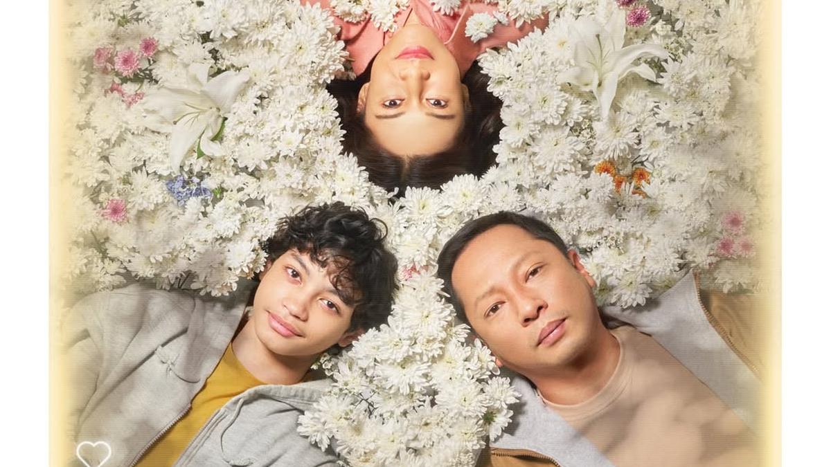 Film Esok Tanpa Ibu Dibintangi Dian Sastrowardoyo, Bahas Relasi Keluarga hingga Dampak Teknologi