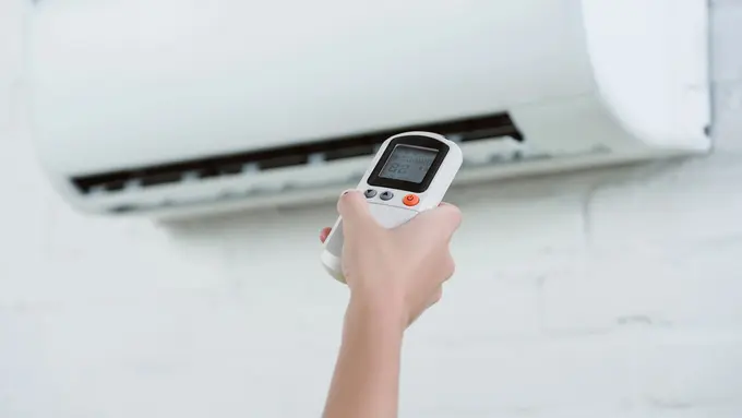 Waspada 4 Penyebab AC Bocor Freon yang Bisa Bikin Tagihan Listrik Membengkak