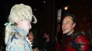 Elon Musk (kanan) menghadiri Pesta Halloween Tahunan ke-21 Heidi Klum yang dipersembahkan oleh Now Screaming x Prime Video dan Baileys Irish Cream Liqueur di Sake No Hana di Moxy Lower East Side di New York Kota pada 31 Oktober 2022. (Mike Coppola/Getty Images for Heidi Klum/AFP)