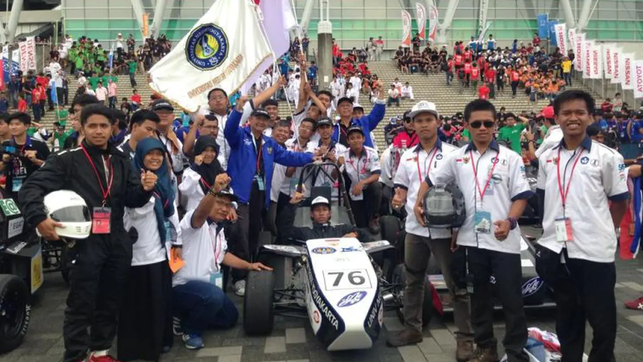Mobil Formula Karya Mahasiswa Yogyakarta Curi Gelar di Jepang