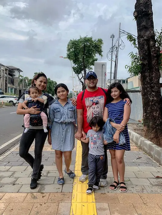 Nadia Mulya (Instagram/nadiamulya)