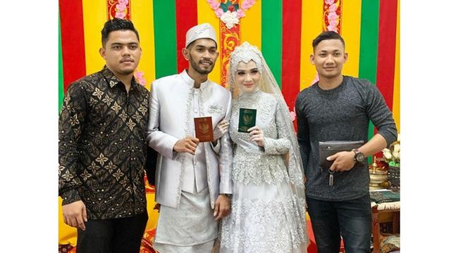 Nikah Saat Wabah Corona Covid-19, Ini 6 Momen Martunis Ronaldo Sunting Sri Wahyuni