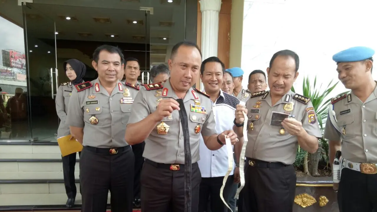 Jimat yang digunakan Soim saat akan mengelabui polisi (Liputan6.com/Nefri Inge)