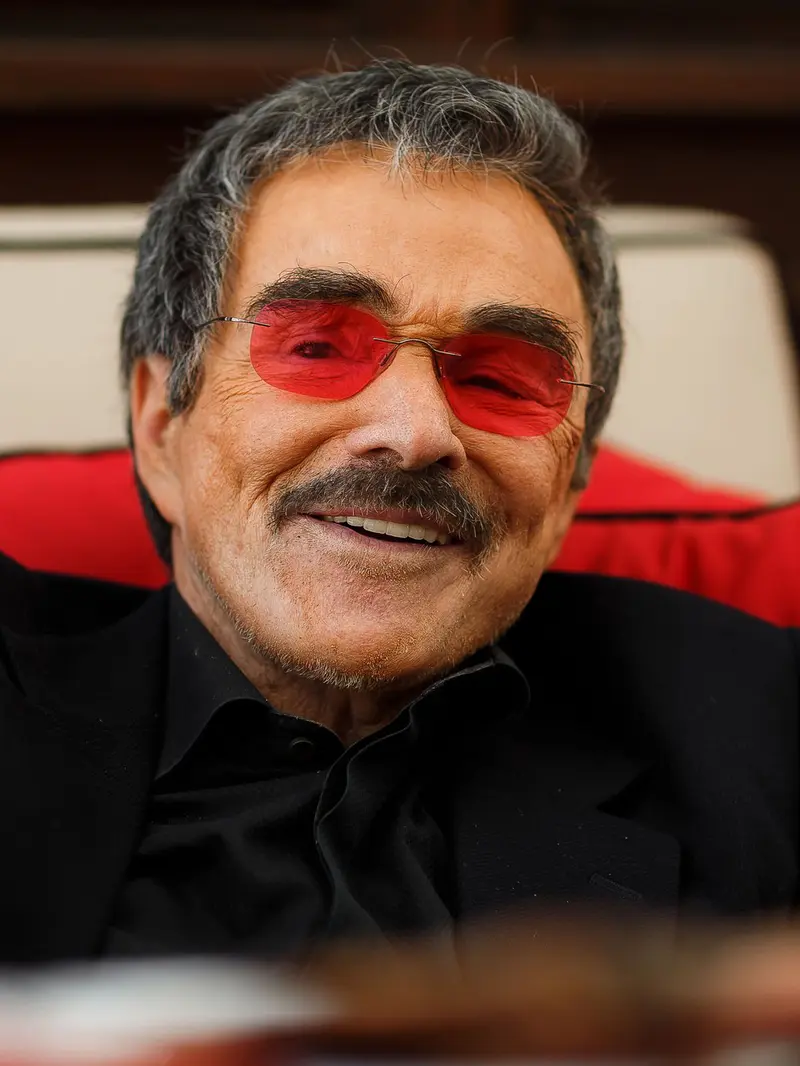 [Bintang] Burt Reynolds