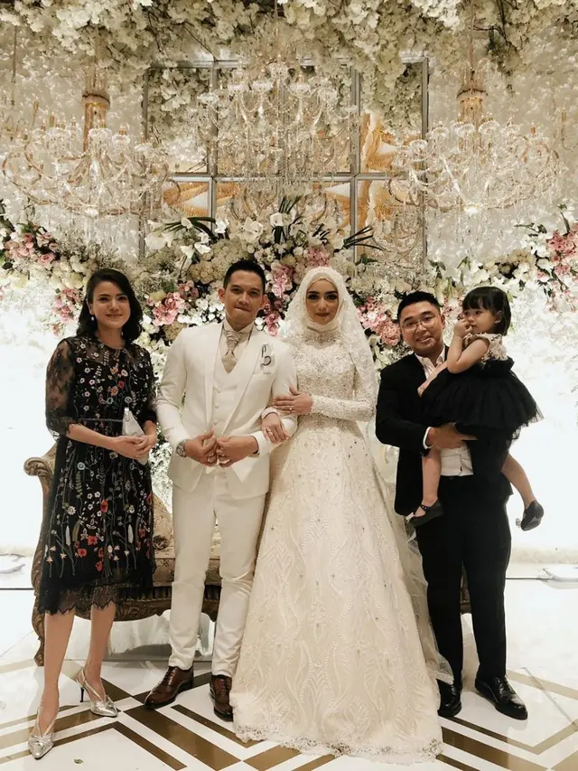 Potret Resepsi Kedua Pernikahan Citra Kirana dan Rezky Aditya, Mewah