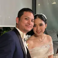 Jessica Tanoesoedibjo Anak Bos Kenakan Gaun Mewah saat pernikahannya, credit: Instagram.com/valenciatanoe