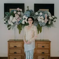 Rangkaian prosesi jelang pernikahan Maudy Ayunda yang kental adat Jawa. (Sumber: Instagram/maudyayunda)