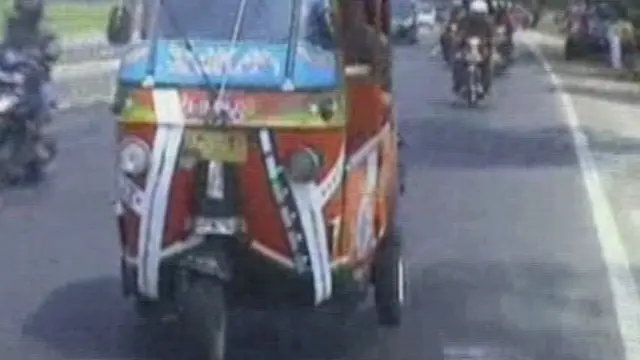Mudik Pakai Bajaj dari Subang ke Tegal