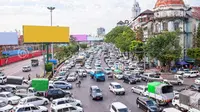Pemerintah Myanmar Larang Impor Mobil Tua