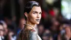 Ruby Rose saat menghadiri penayangan perdana film terbaru "xXx: Return of Xander Cage" di teater TCL Chinese di Los Angeles, California, AS, Kamis (19/1). (AP Photo/ Rich Fury)