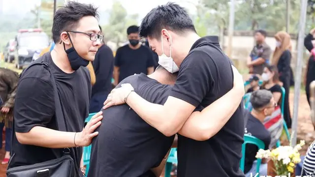 5 Momen Haru Ifan Seventeen Kuatkan Rio Alief, Sama-Sama Pernah Kehilangan Istri