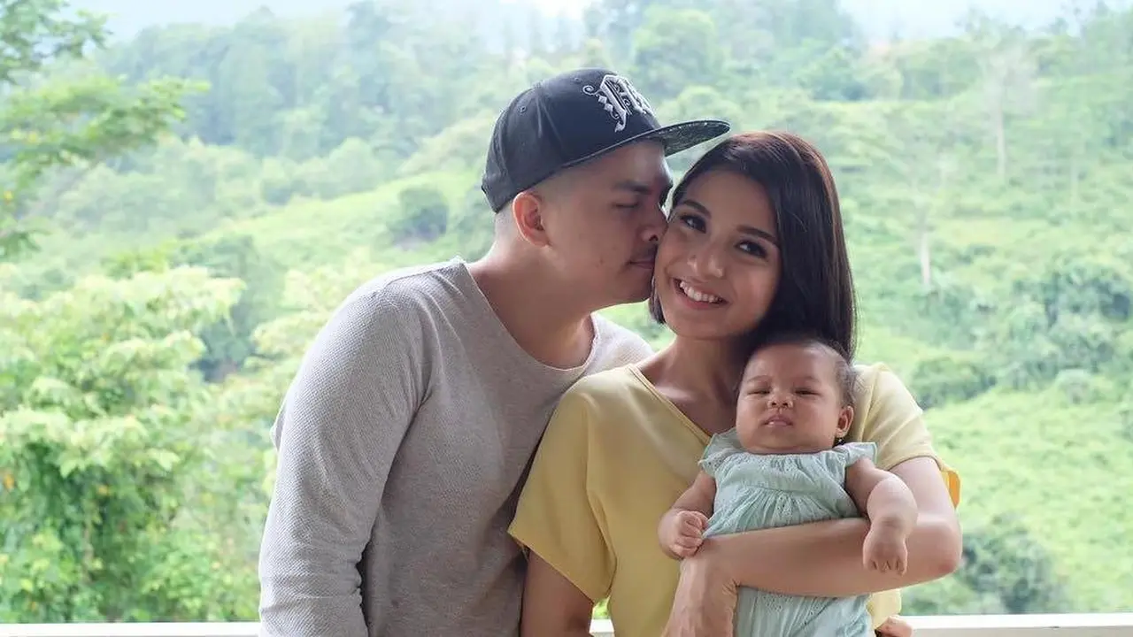 Glenn Alinskie dan Chelsea Olivia