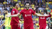 Mohamed Salah - The Reds tampil memukau di pekan pembuka dengan melibas Norwich City 3-0. Bintang asal Mesir Mohamed Salah menjadi pemain dibalik kesuksesan Liverpool di laga tersebut. Ia menorehkan 1 gol dan juga 2 assist. (Foto: AP/Rui Vieira)