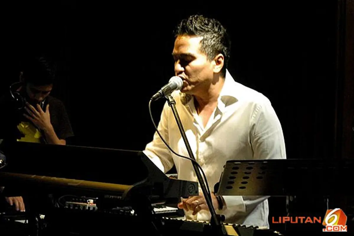 indra-lesmana-121112-logo.jpg