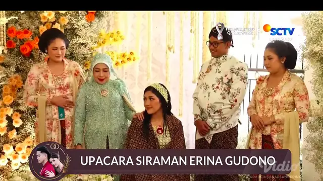 Upacara adat siraman jelang pernikahan Kaesang Pangarep dan Erina Gudono. (vidio.com/sctv)