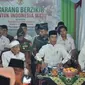 Presiden Jokowi temui Mbah Moen di Ponpes Al-Anwar Rembang. (Liputan6.com/Lizsa Egeham)