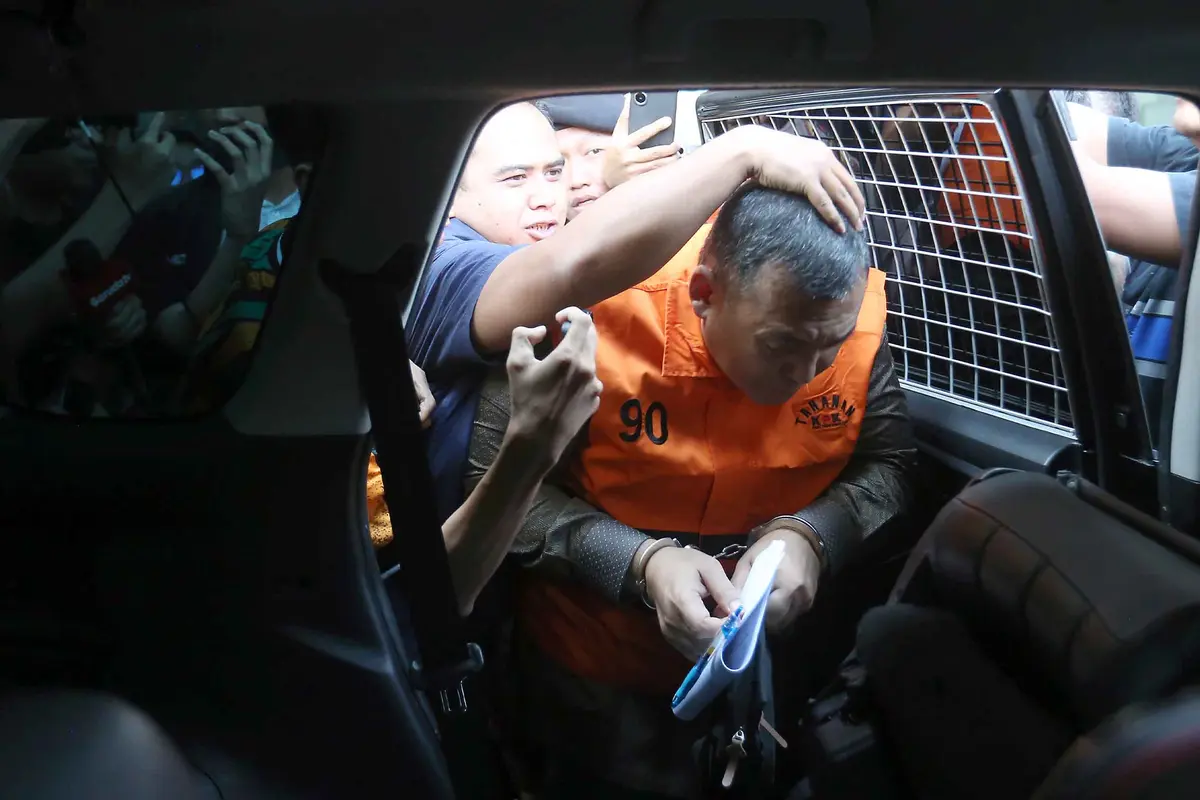 KPK Tahan Wamen Imipas Silmy Karim