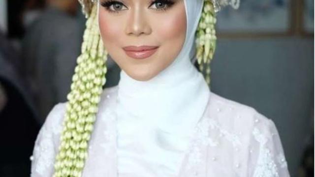 Bennu Sorumba Jawab Kritikan Warganet Soal Siger Lesty Kejora Saat Pernikahan