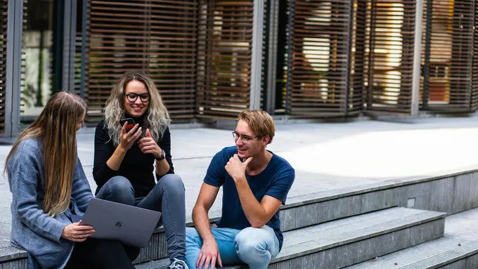 zodiak yang paling sering dianggap gak peka