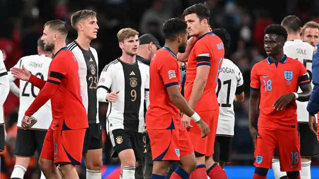 Foto: Italia Geser Hungaria dari Puncak Klasemen, Sementara Hujan Gol Warnai Laga Inggris Vs Jerman di UEFA Nations League
