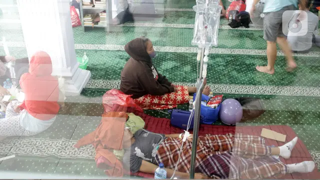 Imbas Kebakaran Belakang Gedung, Pasien RS Medika Permata Hijau Sempat Dievakuasi ke Masjid Asy-Syukur
