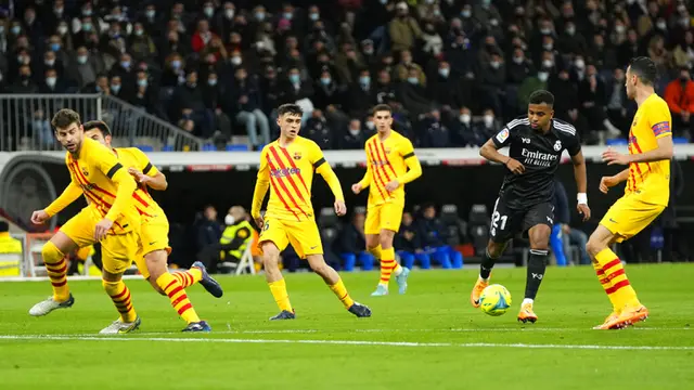 FOTO: Barcelona Permalukan Real Madrid di Stadion Santiago Bernabeu