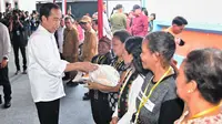 PT Pos Indonesia (Persero) menjadi mitra pemerintah dalam penyaluran bantuan cadangan beras pemerintah (CBP) kepada sejumlah penerima bantuan pangan (PBP). (Istimewa)