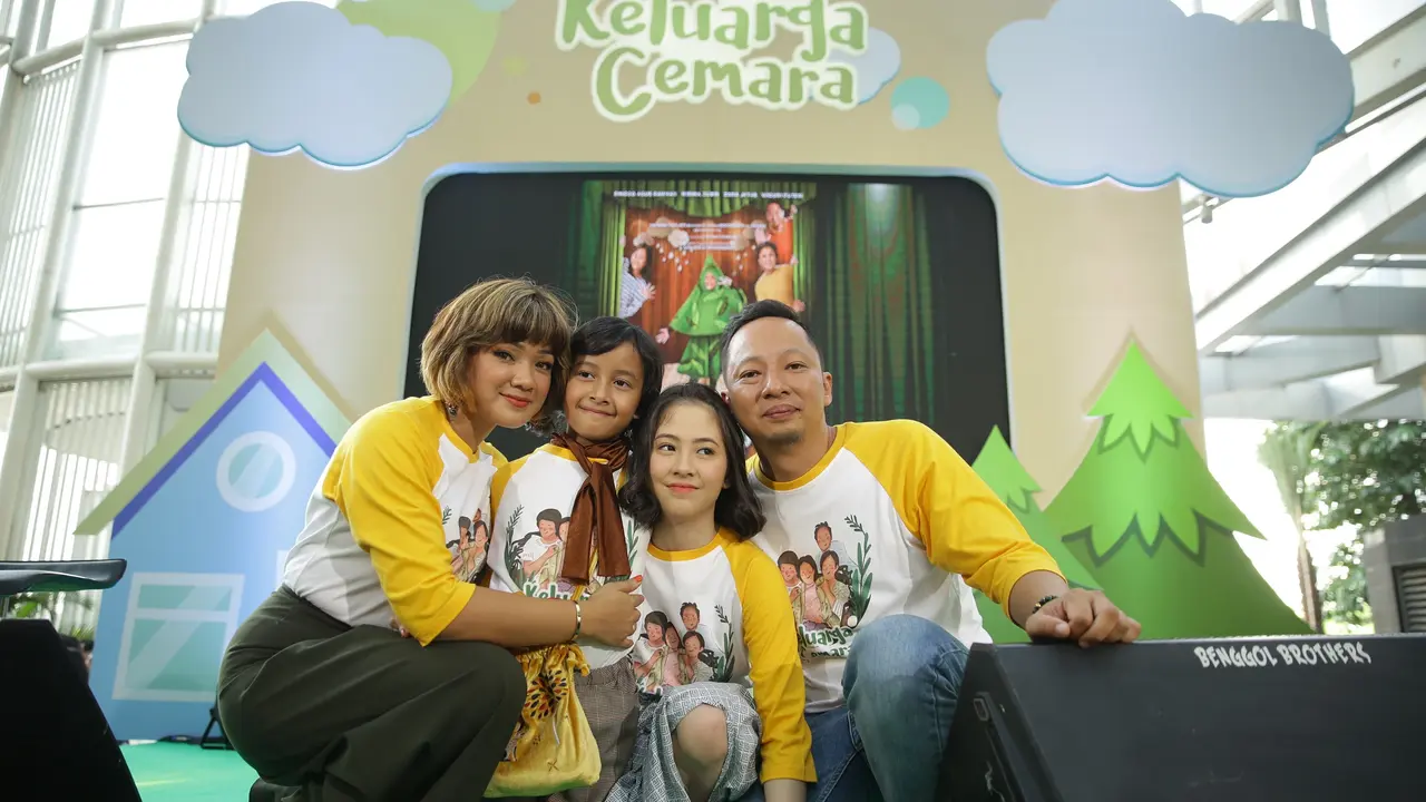 [Fimela] Preskon film Keluarga Cemara