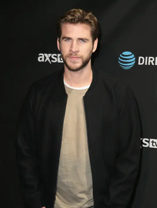 Seperti yang dilansir oleh Aceshowbiz (19/05/16), Liam Hemsworth tiba-tiba pergi ke New York tanpa sepengetahuan kekasihnya, Miley Cyrus. (AFP/Bintang.com)