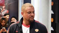 Legenda Manchester United, Wes Brown saat hadir di acara meet and greet dengan para fans di Pacific Place, Jakarta pada Minggu (25/5/2025).