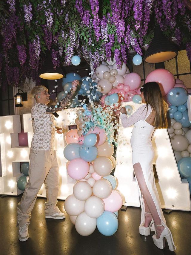 Winger Manchester United, Alejandro Garnacho segera mempunyai anak.