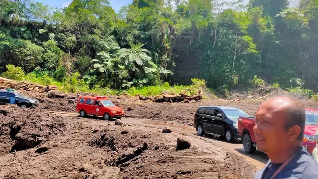 Kemensos Gerak Cepat Salurkan Bantuan untuk Korban Banjir Bandang Nagekeo