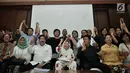 Istri Presiden Indonesia keempat Abdurrahman Wahid, Sinta Nuriyah bersama tokoh lintas iman, lintas profesi, dan perwakilan LSM saat menyatakan sikap terkait tragedi bom Surabaya dan Sidoarjo, di Jakarta, Selasa (15/5). (Merdeka.com/Iqbal S Nugroho)