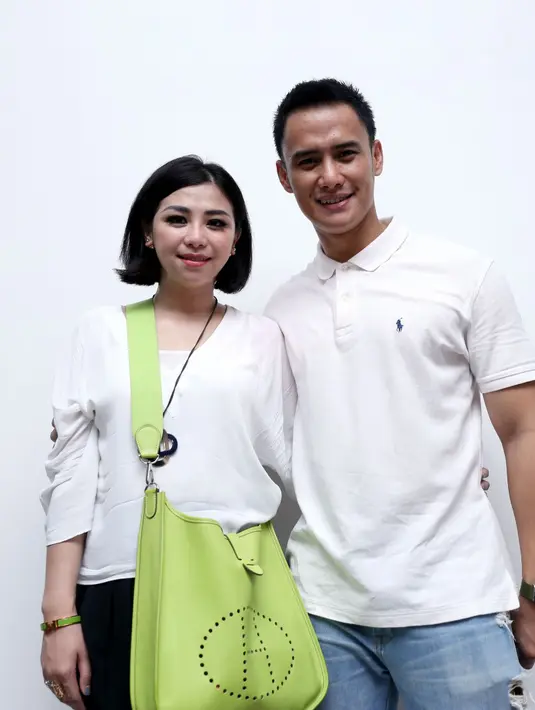 Cinta akan buah-buahan terutama duren memberikan ide kepada Choky bersama rekannya untuk membuka bisnis Sop Duren. (Nurwahyunan/Bintang.com)