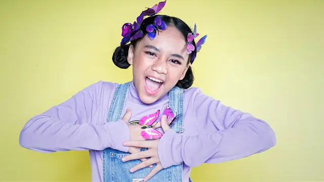 [Fimela] Nola Be3 dan Naura