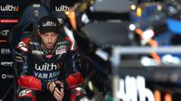 Pembalap Yamaha RNF, Andrea Dovizioso. (Ronny Hartmann / AFP)