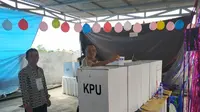 Pemungutan suara berlangsung di salah satu TPS di Sulut (Liputan6.com/ Yoseph Ikanubun)