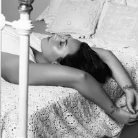 Setelah itu, Demi Lovato pun langsung dibawa ke rumah sakit. Semetara salah satu teman Demi mengaku bahwa ia tahu Demi Lovato akan mengalami overdosis dan miliki Naracan untuk berjaga-jaga. (instagram/ddlovato)