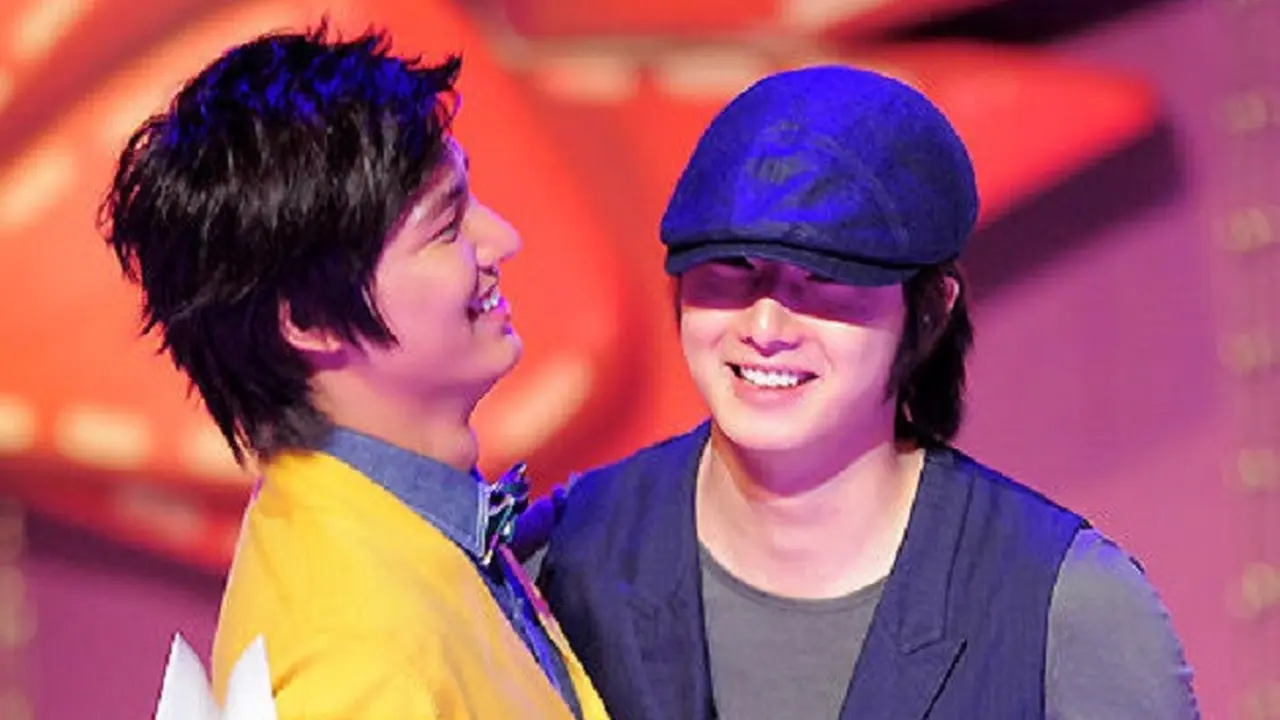 [Bintang] 7 Persahabatan Selebriti Korea Selatan yang Bromance Banget