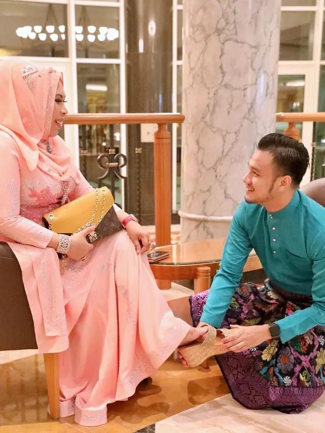 Janda Kaya Raya Nikahi Mantan ART-nya Terpaut Usia 22 Tahun, Ini 6 Potretnya
