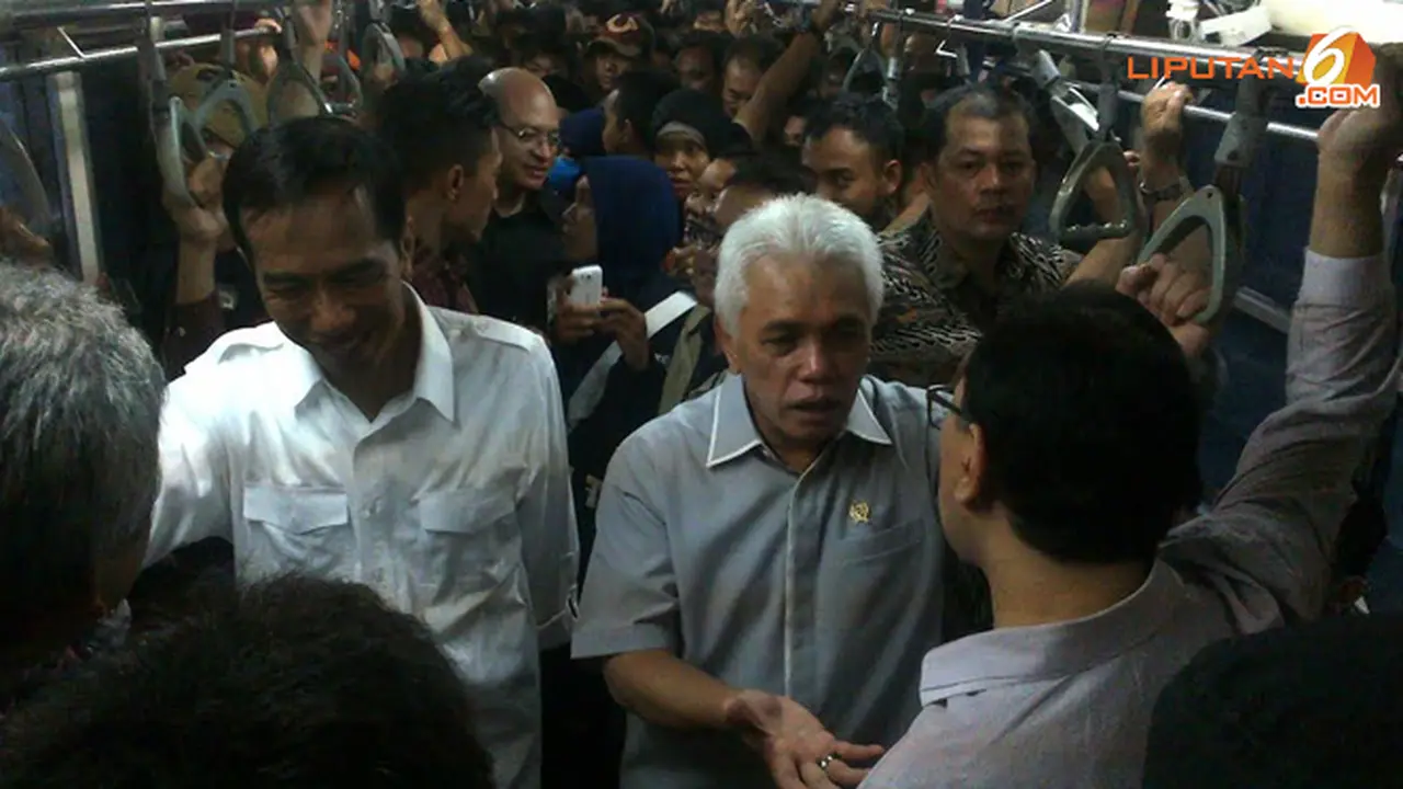 jokowi-krl-metro131126b.jpg
