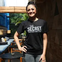 Tidak hanya berakting dalam film terbarunya, tapi bintang sinetron Bidadari itu juga akan mengisi soundtracknya. Ia berkolaborasi dengan istri Raffi Ahmad, Nagita Slavina. (Nurwahyunan/Bintang.com)