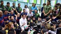 Presiden Joko Widodo meninjau persiapan atlet Indonesia di Asian Para Games 2018, Kamis (27/9/2018). (Inapgoc)