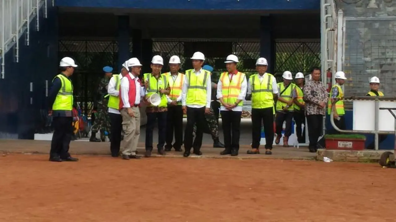 Presiden Joko Widodo (Jokowi) mengunjungi Gelora Bung Karno pada Jumat (1/12/2016) pagi. 