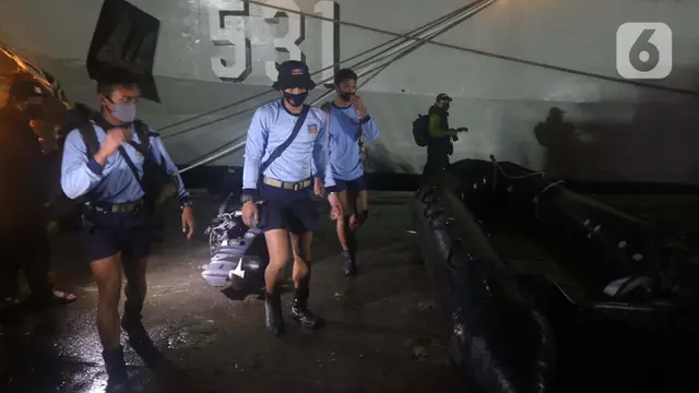 FOTO: Pesawat Sriwijaya Air SJ 182 Jatuh, Begini Kesiapan Tim Evakuasi Kopaska TNI AL
